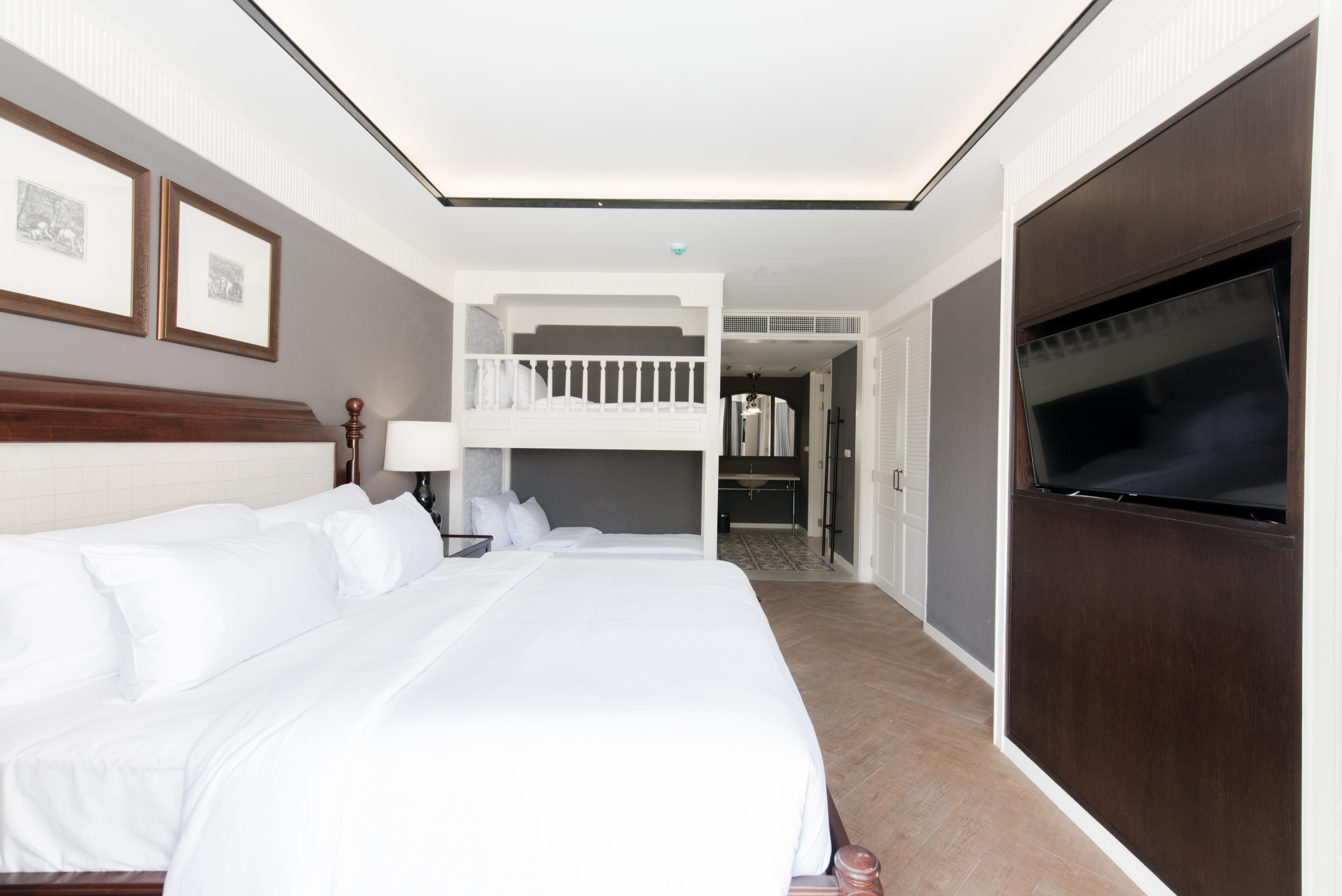 Marina Gallery Resort-Kacha-Kalim Bay - Sha Plus Patong Zewnętrze zdjęcie A bedroom at the hotel